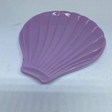D837