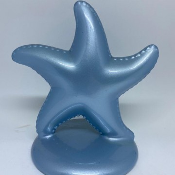 D633
